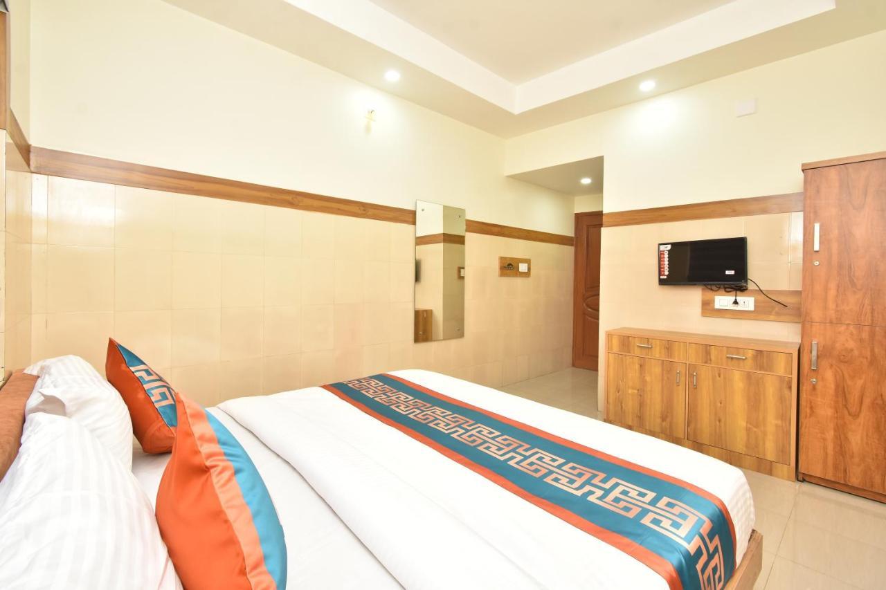 Hotel Kannur Capital Caltex Екстер'єр фото